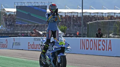 Aldeguer celebra la victoria en el GP de Indonesia