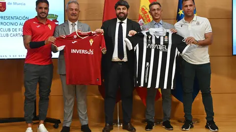 L&oacute;pez Miras anuncia ayudas de 75.000 euros a Real Murcia y Cartagena para esta temporada