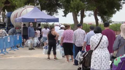 Quinto d&iacute;as sin una gota de agua potable en varias localidades de 5 municipios de la Regi&oacute;n (foto: La 7)