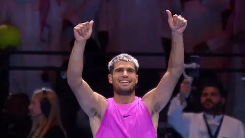 Carlos Alcaraz pasa a la final de la Six Kings Slam (foto: Six Kings Slam)