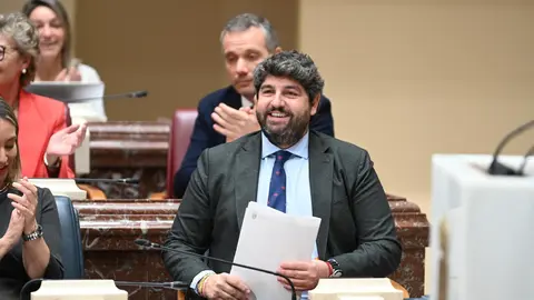 L&oacute;pez Miras, en su esca&ntilde;o en la Asamblea Regional