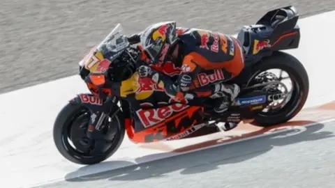 Pedro Acosta queda cuarto en la clasificaci&oacute;n del Mundial de Moto GP (foto: Agencias)