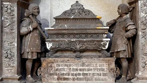 La urna con el coraz&oacute;n de Alfonso X El Sabio