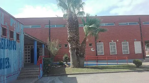 Colegio en Los Alc&aacute;zares