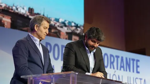 L&oacute;pez Miras, junto a N&uacute;&ntilde;ez Feij&oacute;o