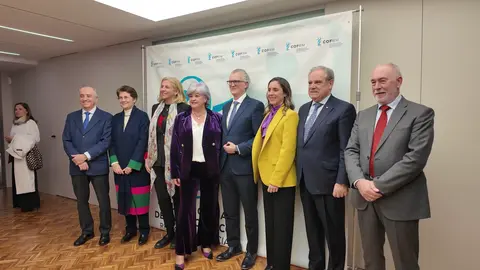 Acto de presentaci&oacute;n de la nueva Junta de Gobierno y Vocal&iacute;as del Colegio Oficial de Farmac&eacute;uticos de la Regi&oacute;n de Murcia (foto: COFRM)