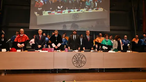 El jefe del Ejecutivo auton&oacute;mico, Fernando L&oacute;pez Miras, presidi&oacute; hoy el acto con motivo de la celebraci&oacute;n de la festividad de Santo Tom&aacute;s de Aquino en la Universidad de Murcia.