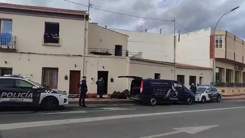 Lugar del incendio donde falleci&oacute; una mujer en Monteagudo