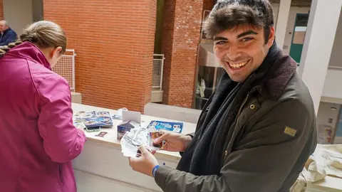 Presentaci&oacute;n del proyecto de colecci&oacute;n de cromos de Semana 'Santa CromoSS - Pasi&oacute;n en cada paso'