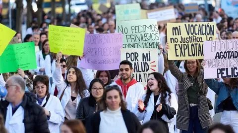 Movilizaciones de los m&eacute;dicos por el Estatuto Marco propio en Santander (foto: EP)