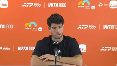 Alcaraz, durante la rueda de prensa tras caer ante Korda en Miami | Foto: Tennis TV