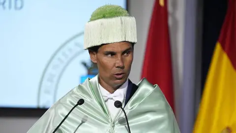 Rafa Nadal durante su investidura como doctor honoris causa por la Universidad Polit&eacute;cnica de Madrid (foto: EP)