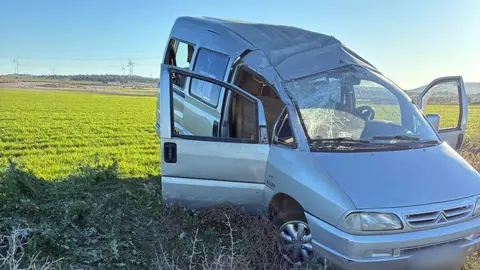 Furgoneta accidentada en Jumilla