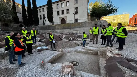 Hallan una tinaja y ajuar de cocina en el yacimiento de San Esteban, en una foto de archivo (foto: Ayuntamiento de Murcia)