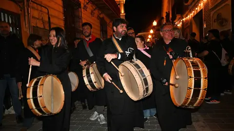 El presidente de la Regi&oacute;n de Murcia, Fernando L&oacute;pez Miras, asisti&oacute; ayer a la 'Noche de los tambores' de Mula.