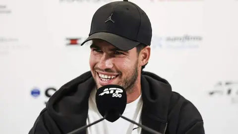 El tenista espa&ntilde;ol Carlos Alcaraz en la rueda de prensa previa al Barcelona Open Banc Sabadell 2026 (foto: EP)