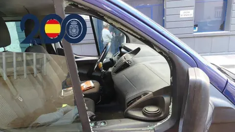 Uno de los veh&iacute;culos robados (foto: PN)