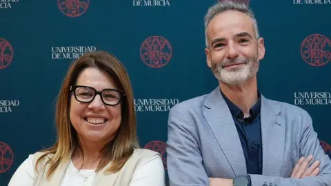 Alicia Rubio y Samuel Baixauli en el Edificio ESIUM del campus de Espinardo tras la finalización del escrutinio