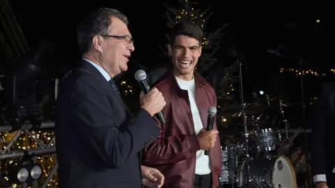 Carlos Alcaraz y Jos&eacute; Ballesta, en una imagen de las navidades de 2023