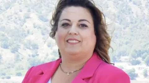 Fallece a los 50 a&ntilde;os Luisa Fern&aacute;ndez, concejala del PP en Abar&aacute;n (Murcia)
- AYUNTAMIENTO DE ABAR&Aacute;N
