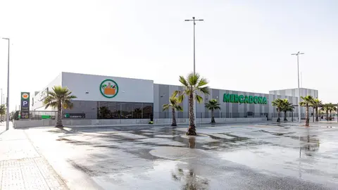 Mercadona abre su nuevo modelo de 'Tienda 9' en La Manga del Mar Menor
- MERCADONA