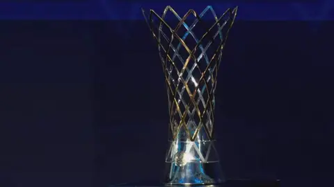 TROFEO BCL