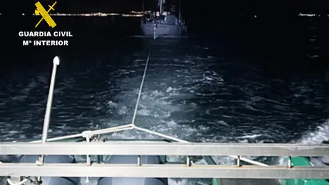 Auxilio mar&iacute;timo