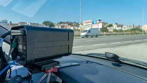 Radar m&oacute;vil en un veh&iacute;culo policial | Foto: Ayuntamiento de Cartagena