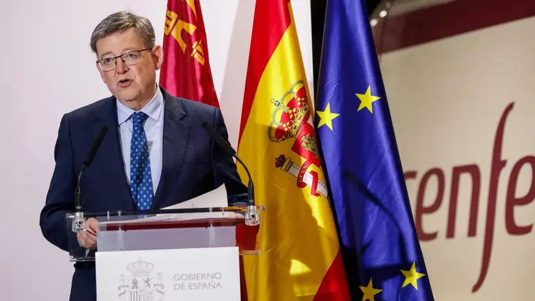 Acto de inauguraci&oacute;n de la l&iacute;nea de alta velocidad, Madrid-Murcia con la presencia del presidente de la Comunidad Valenciana, Ximo Puig (foto: EUROPA PRESS)