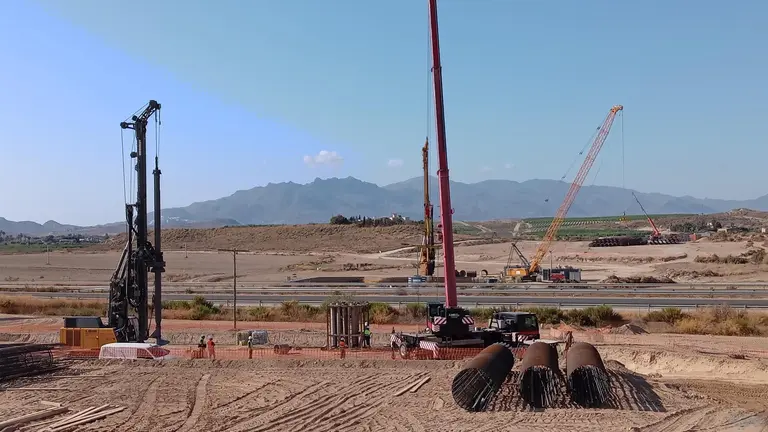 Obras del AVE entre Almer&iacute;a y Murcia (foto: Europa Press)