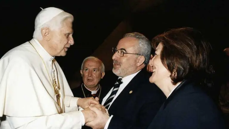 La relaci&oacute;n de amistad entre Benedicto y Jos&eacute; Luis Mendoza