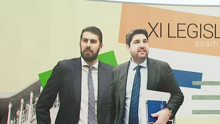 Acercamiento en PP y Vox que podr&iacute;a poner fin al bloqueo en la Asamblea Regional (foto: La7)