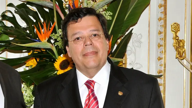 El diplom&aacute;tico salvadore&ntilde;o Salvador Francisco Galindo V&eacute;lez, verificador internacional elegido por PSOE y Junts