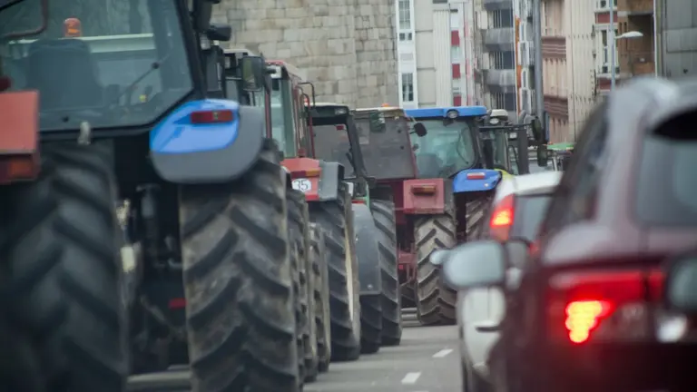 Imagen de archivo de una de las tractoradas que se han llevado a cabo en la Regi&oacute;n de Murcia (foto: La 7)