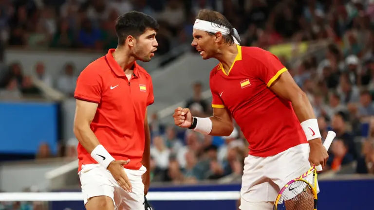 Rafael Nadal y Carlos Alcaraz, en los Juegos Ol&iacute;mpicos de Par&iacute;s