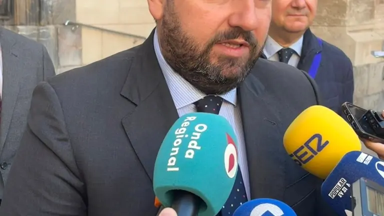 El jefe del Ejecutivo auton&oacute;mico, Fernando L&oacute;pez Miras (foto: EP)