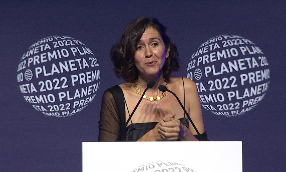 <p>Cristina Campos, proclamada finalista del Premio Planeta con 'Historias de mujeres casadas (Foto. @PlanetadeLibos)</p>
