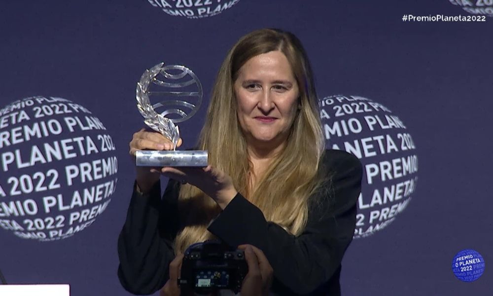Luz Gabás, ganadora del Premio Planeta por 'Lejos de Luisiana' (Foto: @planetadelibros)