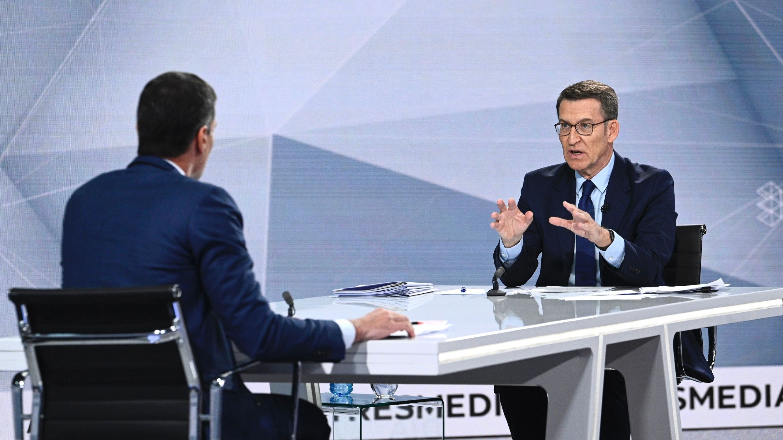 Alberto Núñez Feijóo, en un momento del debate frente al presidente del Gobierno
