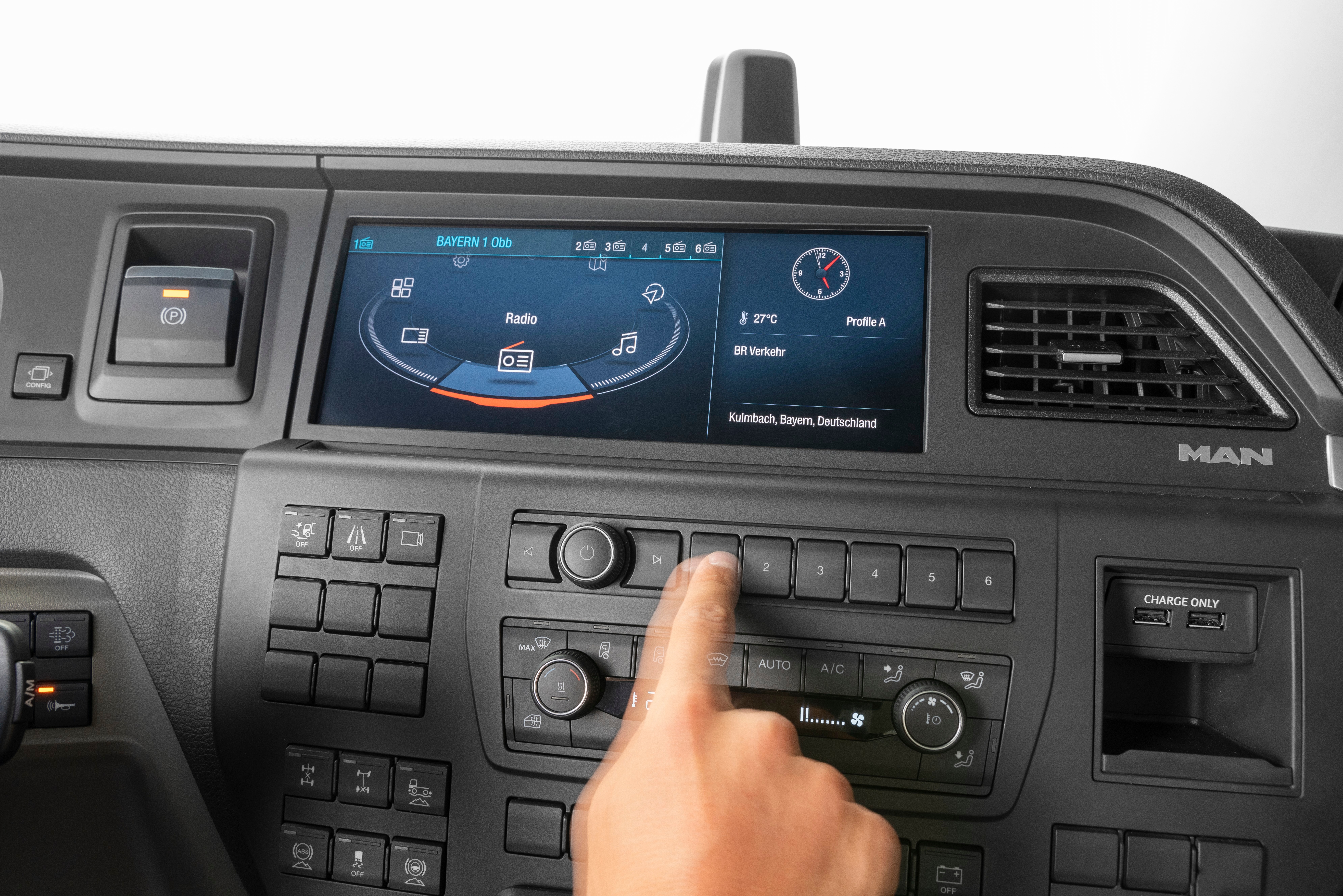 P_Truck_IOD_New_TGS_Freely_assignable_keypad_1