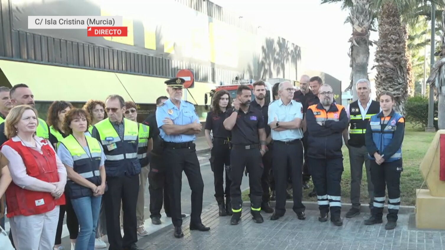 Homenaje de los servicios de emergencias a las víctimas de la tragedia de Las Atalayas del pasado 1 de octubre de 2023 (foto: La 7)