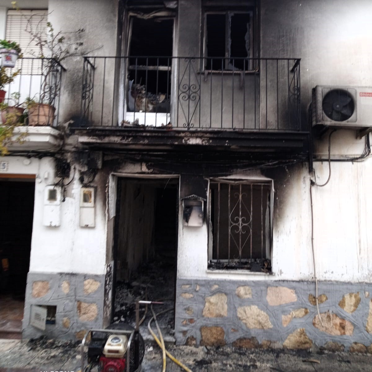 Exterior de la vivienda (foto: 1-1-2)