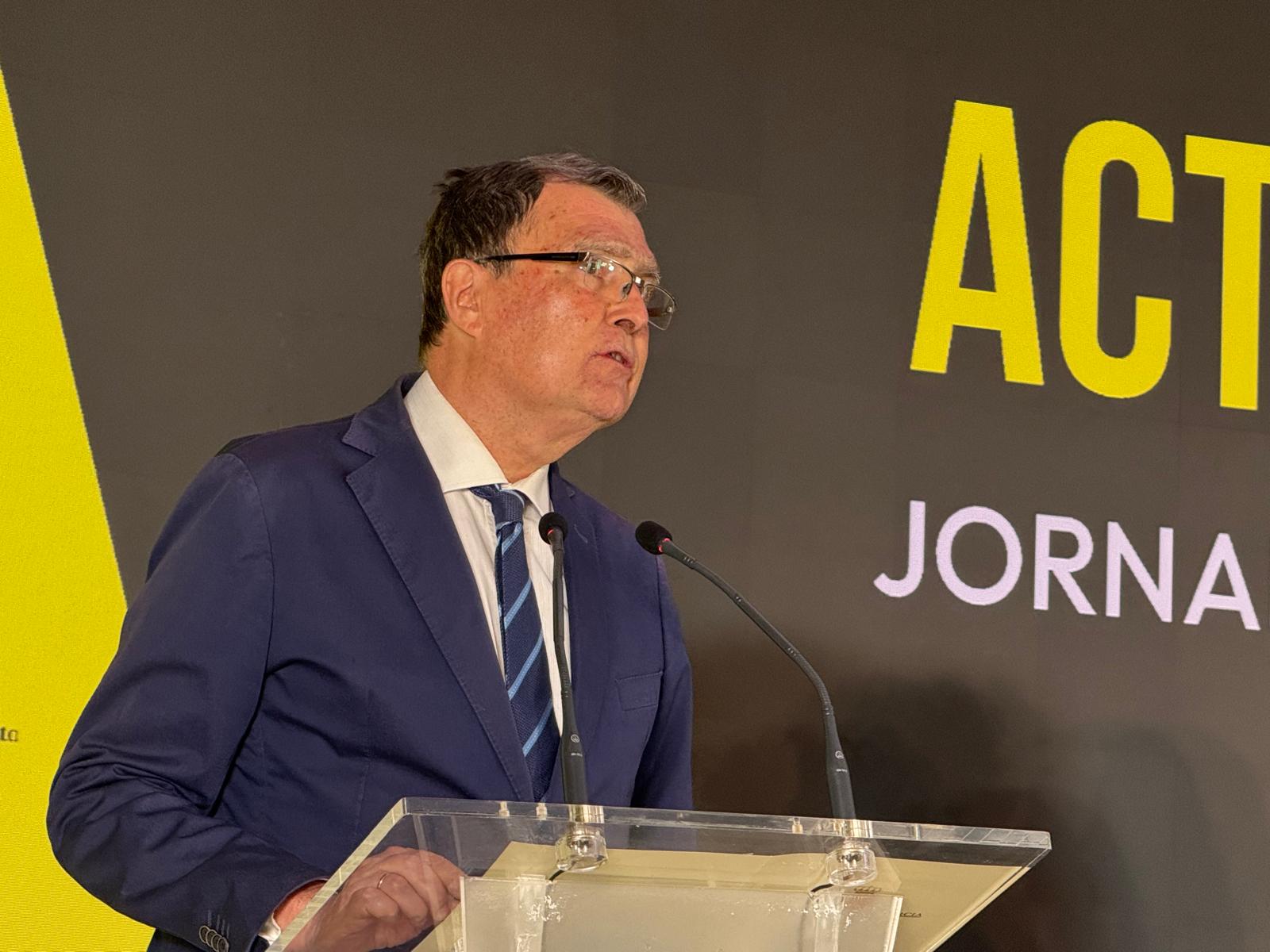 Alcalde de Murcia, José Ballesta, en la apertura de las Jornadas Profesionales Iberseries Murcia (foto: La 7/Alejandro F. Romero)