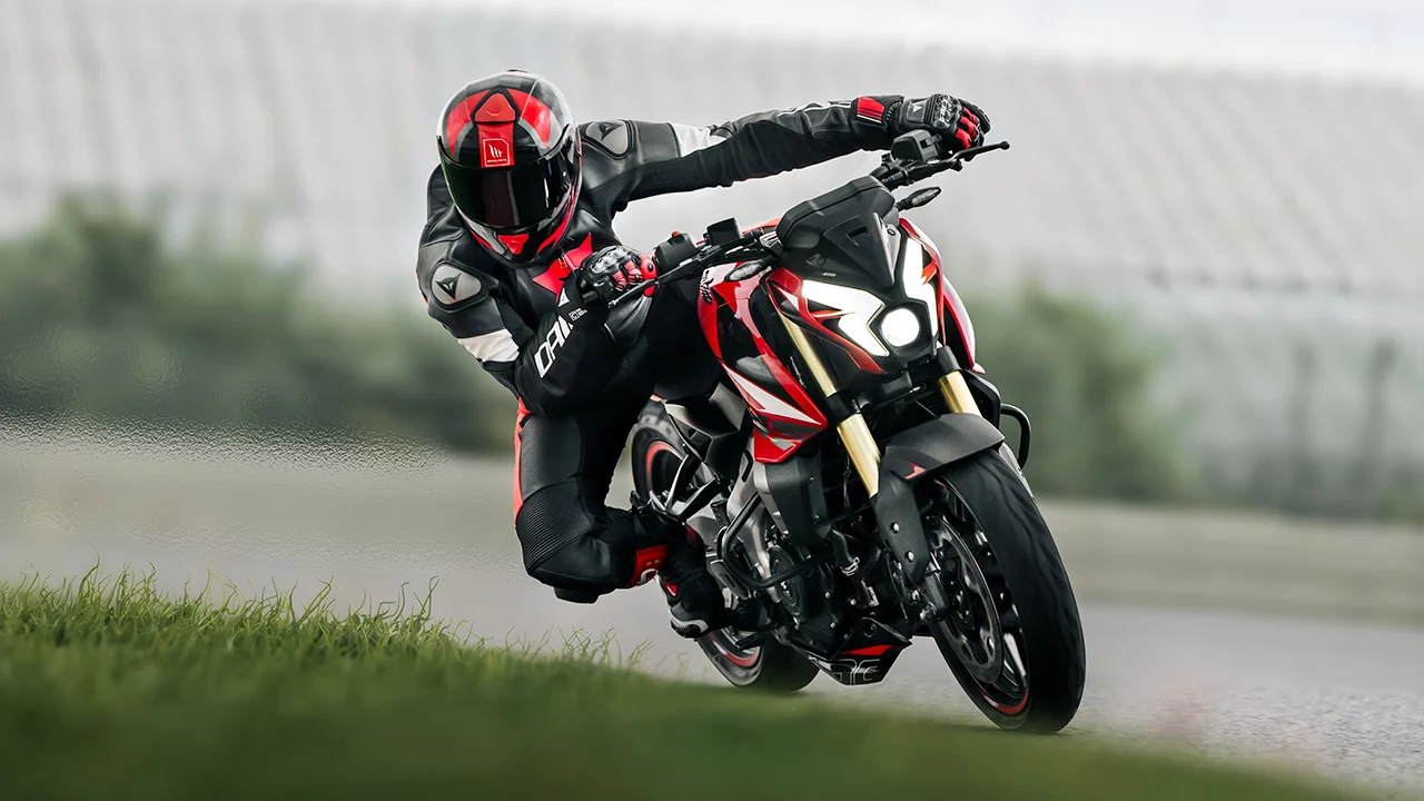 Pulsar NS400Z